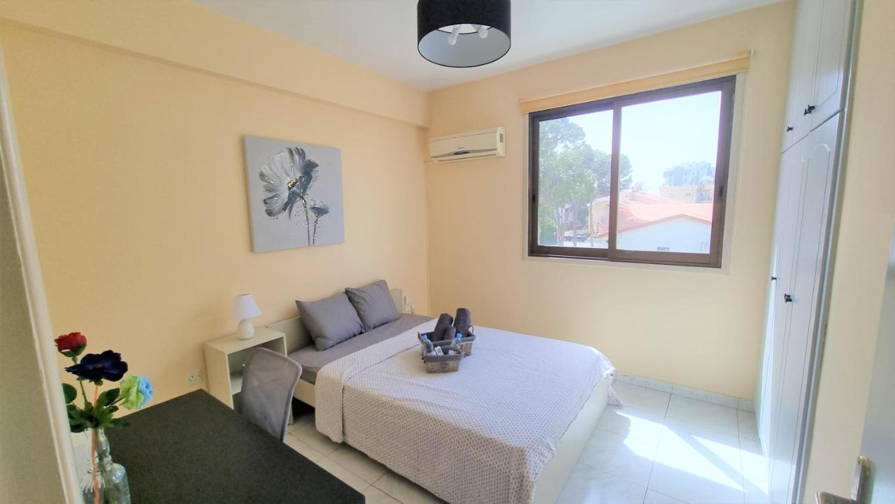 Comfy Rooms In A Shared Apartment Near Salt Lake With Internet And Netflix Lárnaka Kültér fotó